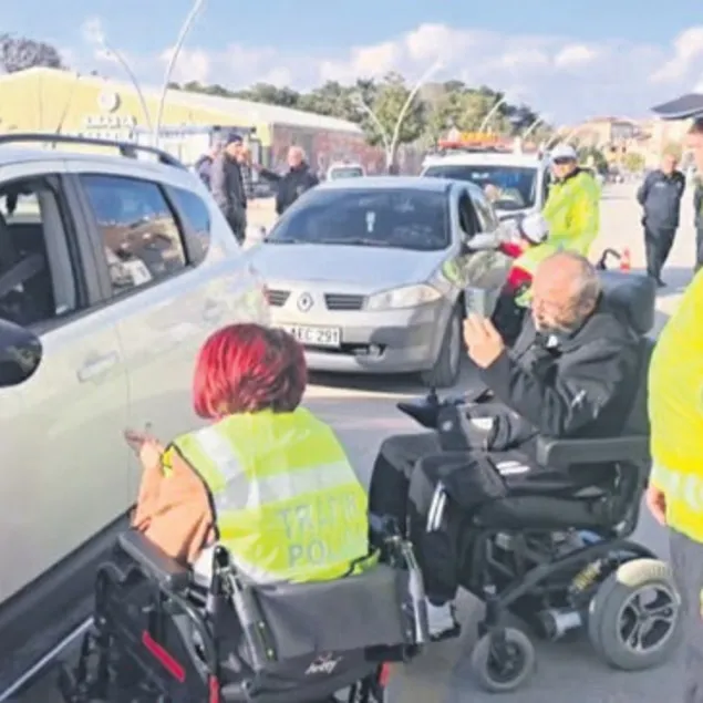 Trafikte bizi de görün