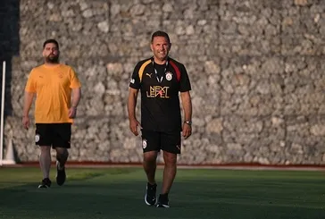 Okan Buruk'tan transfer mesajı! "Icardi ile ilgili gelişme olmadı"
