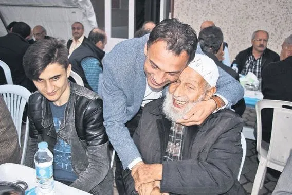 Maçka Belediyesi 2018 yılında başlattığı ‘Cephe İyileştirme Projesi’ni 2021 yılında tüm ilçeye uygulamaya başladı-3