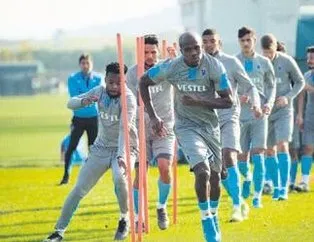 Sturridge&Ekuban takımdan ayrı