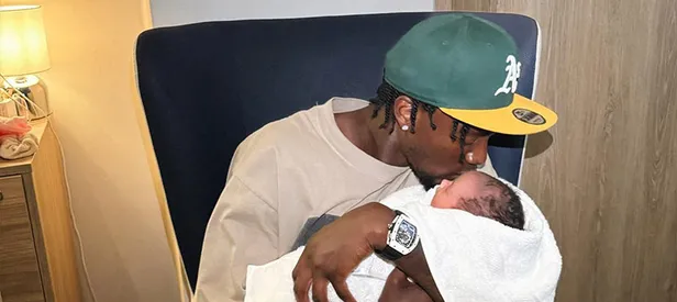 Tammy Abraham baba oldu