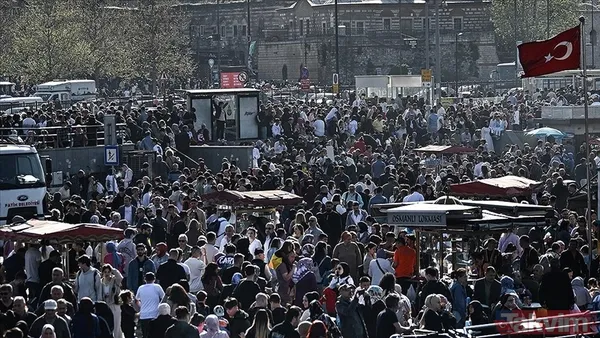 Türkiye'nin nüfusu belli oldu! Kaç kadın kaç erkek var? O il zirvede | 40 ilde nüfus düştü - 12