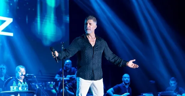 Özcan Deniz'den Kıbrıs'ta unutulmaz gece