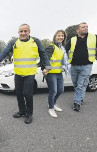 Halaya Fransız kalmadılar