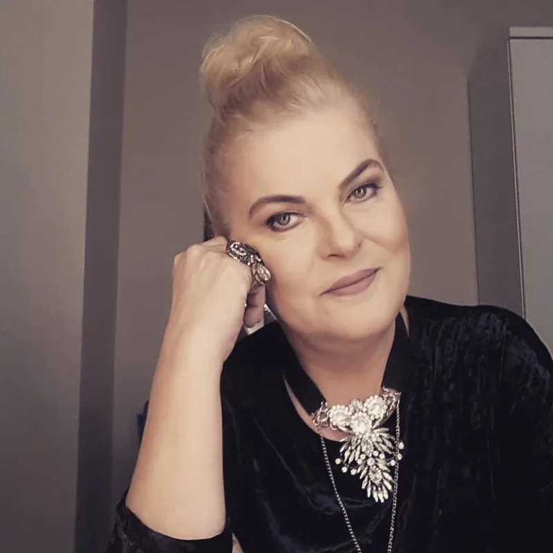 hastaneye-kaldirildi-denilmisti-nurseli-idiz-sessizligini-bozdu-iste-gercek-1771047861841.jpg Hastaneye kaldırıldı denilmişti! Nurseli İdiz sessizliğini bozdu: İşte gerçek-3