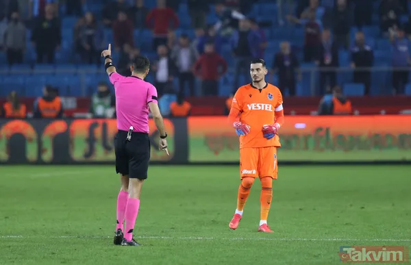 Trabzonspor - Fenerbahçe maçı nefes kesti! İşte heyecan dolu maçtan ekrana yansımayan kareler... - 41