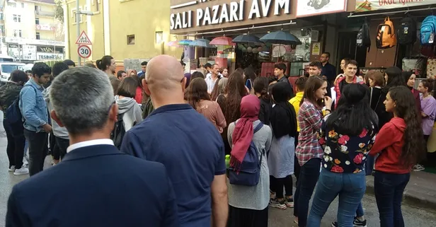 Istanbul Daki Siddetli Deprem Sonrasi Afad Ve Kizilay Baskanlari