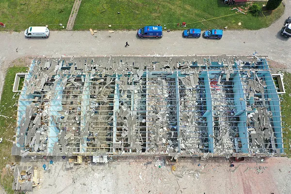 1594120487188.jpg Sakarya'daki patlamanın nedeni Çin mahallesi mi? Kurtulan işçi anlattı-3