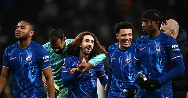 Cucurella kramponlarını çöpe attı!