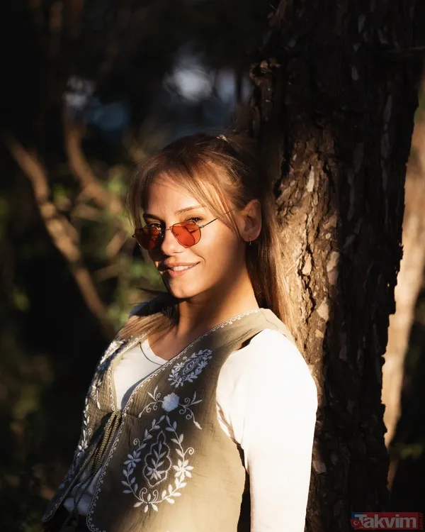 Yasemin Özilhan’dan sıkı dostu Kerem Bürsin’in doğum gününe özel paylaşım: Gelenek ortağım! - 13