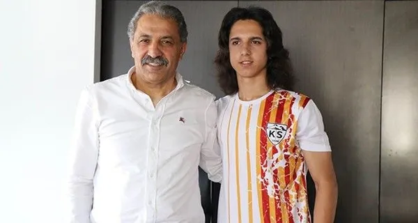1675328600351.jpeg Fenerbahçe'nin yeni transferi Emre Demir'e eski Kayserispor Başkanı Erol Bedir'den flaş tavsiye: Sakın gurur yapma-4