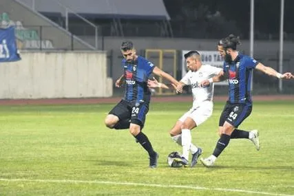 besiktas-polonyali-yildiz-adam-buksa-icin-yeni-bir-girisim-yapmaya-hazirlaniyor-1653432661900.jpeg Beşiktaş Polonyalı yıldız Adam Buksa için yeni bir girişim yapmaya hazırlanıyor-12