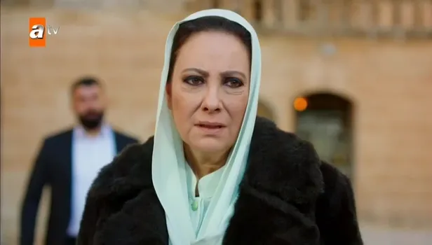 Yüreklere ateş düşürecek haber: Elif intihar ediyor! Hercai 38. yeni bölüm