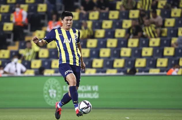 Devler Kim Min-Jae'nin peşinde! İşte Fenerbahçe'nin Kim için istediği rakam