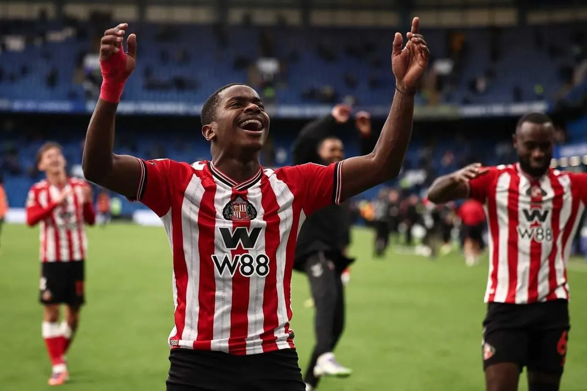 galatasaray-sunderlandin-super-yildizi-noah-sadiki-icin-ataga-kalkti-1787203092040.jpeg Galatasaray Sunderland'ın süper yıldızı Noah Sadiki için atağa kalktı-3