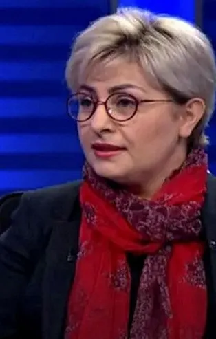 Sahte doçent Zulal Atalay Laçin soruşturmasının detayları ortaya çıktı! ‘Hayırlı olsun’ ziyaretinde yakayı ele verdi