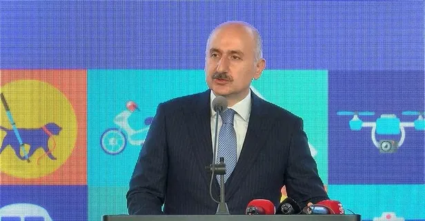 Ulaştırma ve Altyapı Bakanı Adil Karaismailoğlu, "Herkes için Hareketlilik Mobil' uygulamasını tanıttı