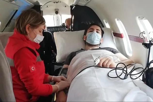 Sağlık Bakanı Fahrettin Koca duyurdu! Rusya'dan ambulans uçakla getirilen Haluk Hasan Seyithanoğlu tedavi altına alındı