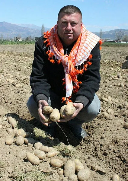 baskan-erdoganin-mujdesi-ciftciyi-sevince-bogdu-1618072133133.jpg Başkan Erdoğan'ın müjdesi çiftçiyi sevince boğdu!-7