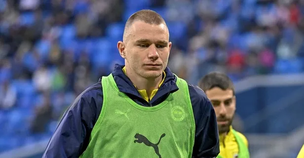Fenerbahçe'de Szalai ile yollar ayrılıyor!