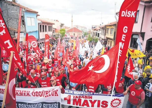 baskan-recep-tayyip-erdogan-ramazan-bayrami-nedeniyle-video-mesaj-yayinladi-1651444204354.jpeg Başkan Recep Tayyip Erdoğan, Ramazan Bayramı nedeniyle video mesaj yayınladı-3