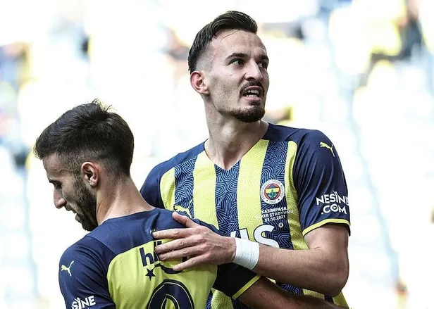 fenerbahce-2-1-kasimpasa-mac-sonucu-1633273591289.jpeg