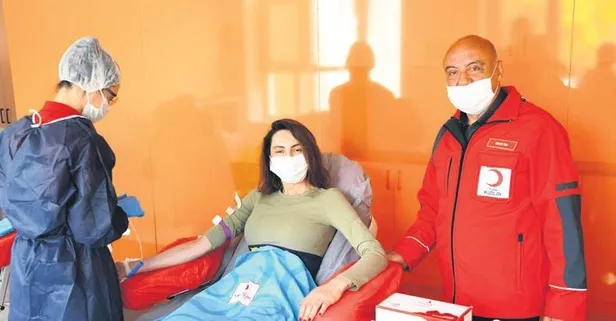 Günay Musayeva'dan güzel hareket! Kan bağışında bulundu