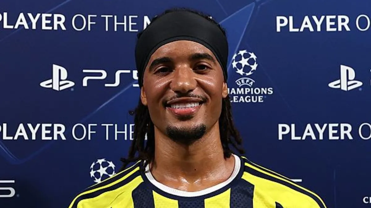 Nottingham Forest, Fenerbahçeli Archie Brown için devrede