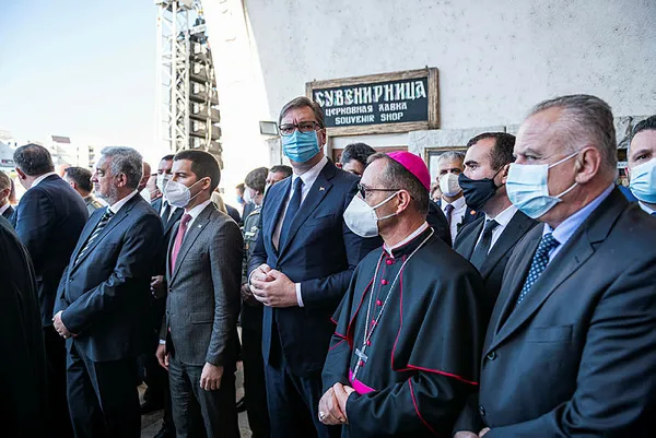 koronavirusten-olen-karadag-sirp-ortodoks-kilisesi-baspikoposu-amfilohije-radovicin-cenaze-torenini-yoneten-patrigi-irinej-de-koronaya-yakalandi-1604667816189.jpg Koronavirüsten ölen Karadağ Sırp Ortodoks Kilisesi Başpikoposu Amfilohije Radoviç'in cenaze törenini yöneten Patriği Irinej de koronaya yakalandı-5