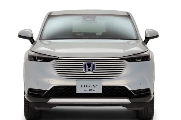 Honda’nın yeni HR-V modeli tanıtıldı! Yeni nesil hibrit güç aktarma sistemi ile yollara çıkıyor