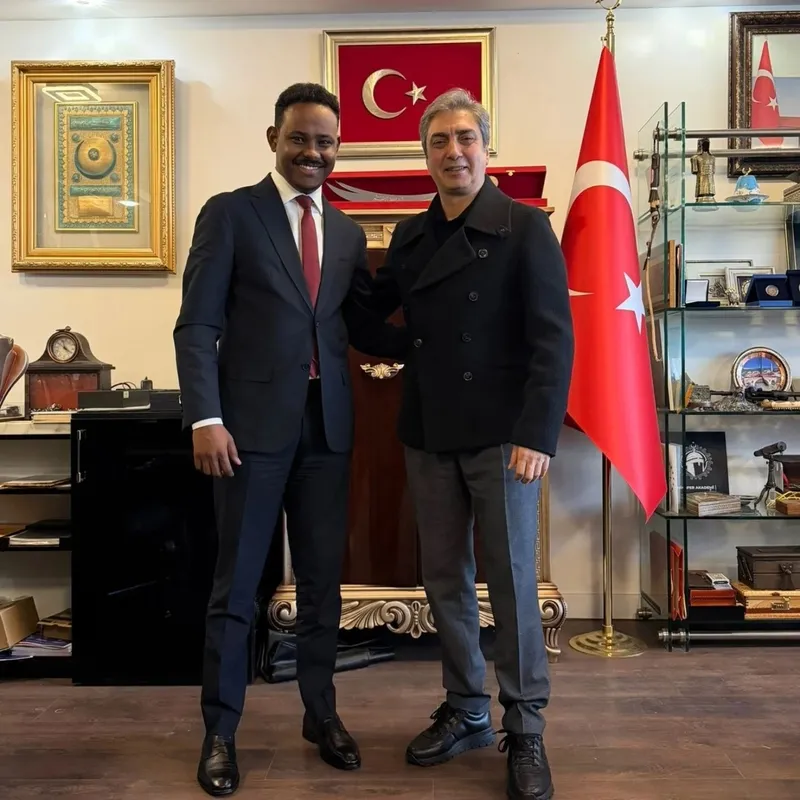 saclarina-aklar-dustu-kurtlar-vadisinin-polati-necati-sasmazin-son-hali-gundem-oldu-1764837853217.jpeg Kaynak: takvim.com.tr / arşiv