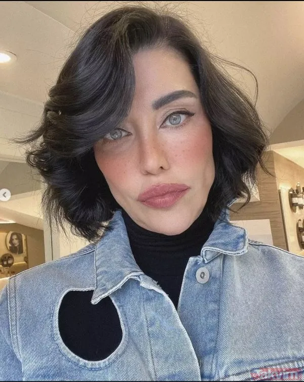 15 yaşındaki kızını ifşa etmişti! Deniz Akkaya'nın kızı Ayşe Önbilgin ifade için savcılıkta! "Darp etti, hürriyetimden yoksun bıraktı..." - 30