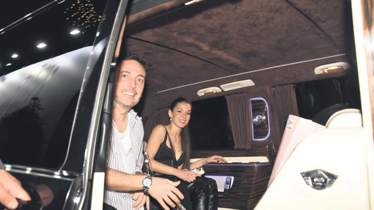 Oğuzhan Koç sevgilisi Hazal Şubaşı’nı yalnız bırakmadı