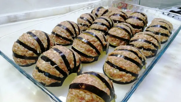 Patlıcanlı yelpaze kebabı nasıl yapılır? Gelinim Mutfakta patlıcanlı yelpaze kebabı tarifi!-4