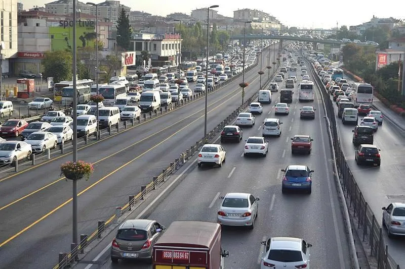 Araç sürücüleri dikkat! Artık zorunlu hale getirildi-1
