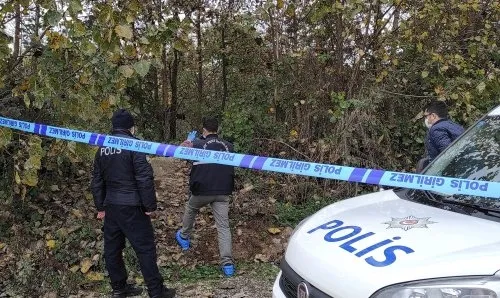 24-gundur-araniyordu-agaca-asili-halde-bulundu-1605449999647.jpg 24 gündür aranıyordu! Cansız bedeni ağaca asılı halde bulundu-1