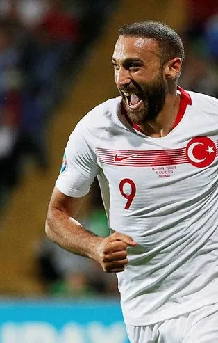 UEFA'dan Cenk Tosun paylaşımı
