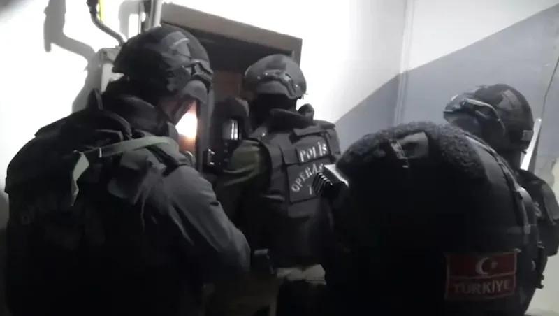 mlkp-teror-orgutune-operasyon-96-supheli-yakalandi-1770099133250.jpeg MLKP terör örgütüne operasyon: 96 şüpheli yakalandı-3