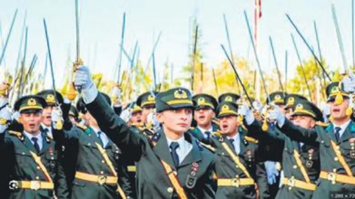 Kılıçlı yemin eden teğmenler için kritik tarih belli oldu