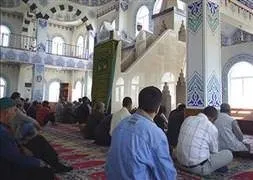 Cuma hutbesinde kadın hakları