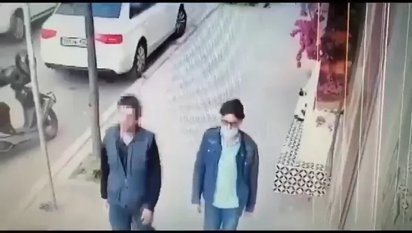 son-dakika-deasin-ust-duzey-sorumlusu-abu-zeyd-kod-adli-bashar-hattab-ghazal-al-sumaidai-istanbulda-yakalandi-1663057947926.jpg SON DAKİKA: DEAŞ'ın üst düzey sorumlusu 'Abu Zeyd' kod adlı Bashar Hattab Ghazal Al Sumaidai İstanbul'da yakalandı! İşte böyle takip edildi-3