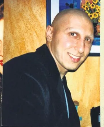 cok-yasa-kubilay-1637355657022.jpeg Bir dönem Fenerbahçe'de forma giymişti! Kubilay Toptaş'ın müthiş hayat hikayesi: 4 kez kalbi durdu, 2 kez kanseri yendi...-4