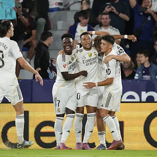 Başakşehir’den Kylian Mbappe paylaşımı!