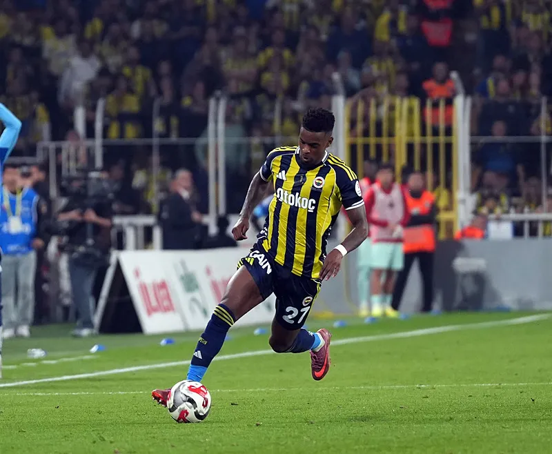 Fenerbahçe kritik virajda! Rizespor maçının 11'inde sürpriz tercih - 3