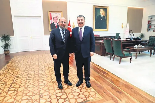 saglik-bakani-fahrettin-koca-takvime-konustu-cin-asisi-istemeyene-baska-asi-1607206438769.jpeg