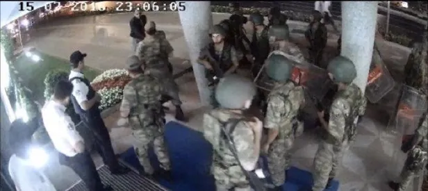 Darbeci albaydan alçak talimat