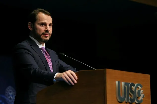 Son dakika: Hazine ve Maliye Bakanı Berat Albayrak'tan 14 Mart Tıp Bayramı mesajı