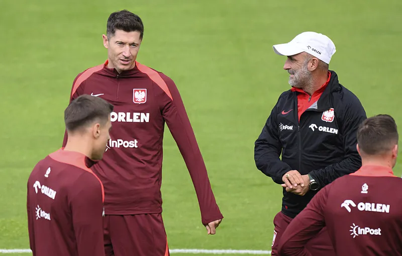 Dünya yıldızı golcü adım adım Fenerbahçe'ye: Sosyal medyadan takip etti! - 18