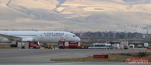 Hindistan uçağındaki bomba ihbarı asılsız çıktı! Yolcular kalkış saatini bekliyor - 1