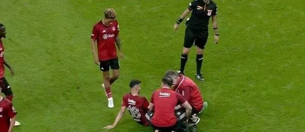 besiktas-asbaskani-kocadag-net-konustu-hepsinden-hesap-soracagiz-camiayi-ayaga-kaldirmaya-hazirim-1698708416801.jpeg Beşiktaş Asbaşkanı Kocadağ net konuştu: Hepsinden hesap soracağız | Camiayı ayağa kaldırmaya hazırım-4